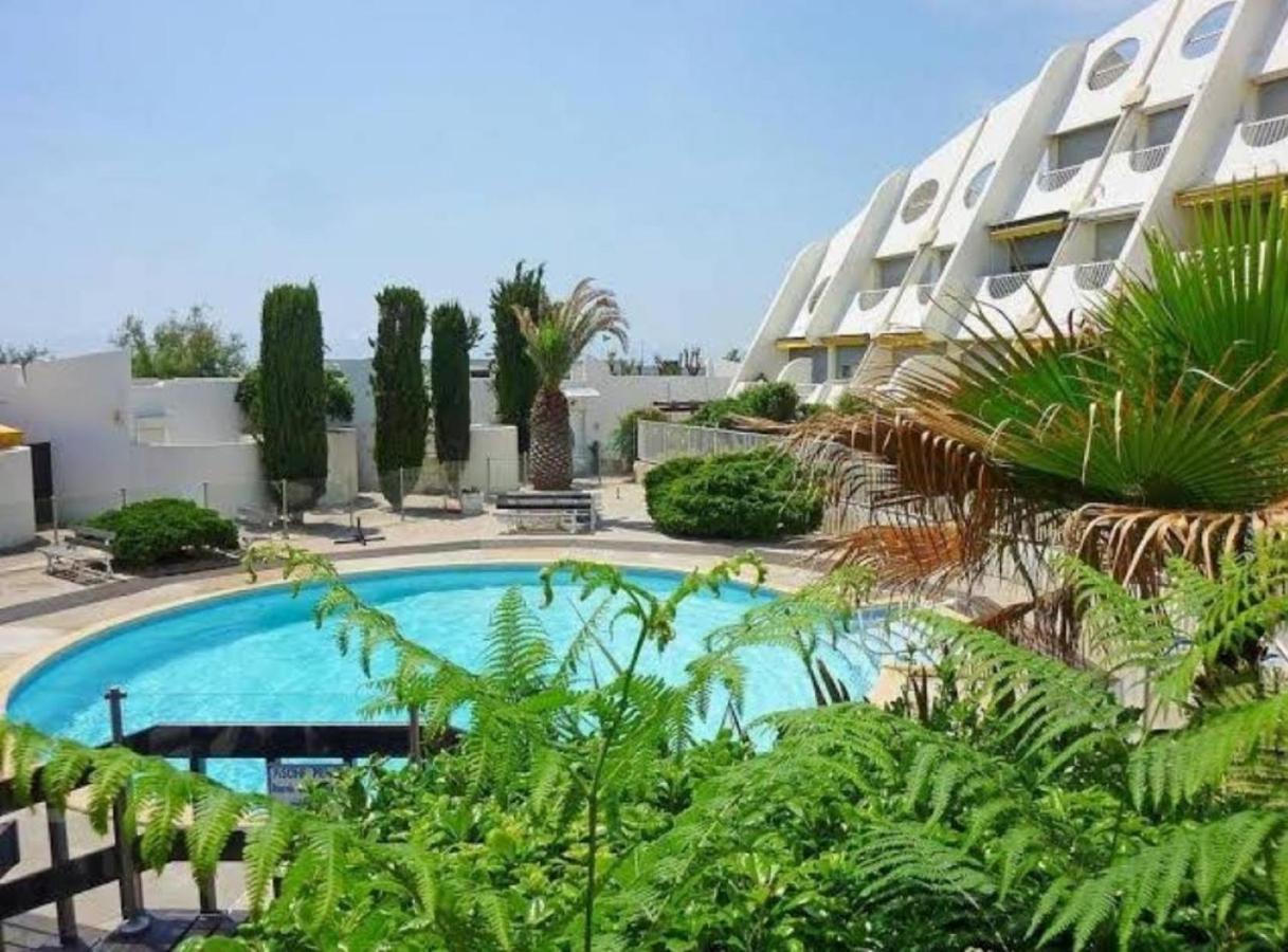 Le Soupir Des Palmiers. Ideal Couple, Piscine, Mer La Grande Motte Exterior foto